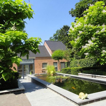 B&B De Floreffe NeerNeerpelt Exterior foto